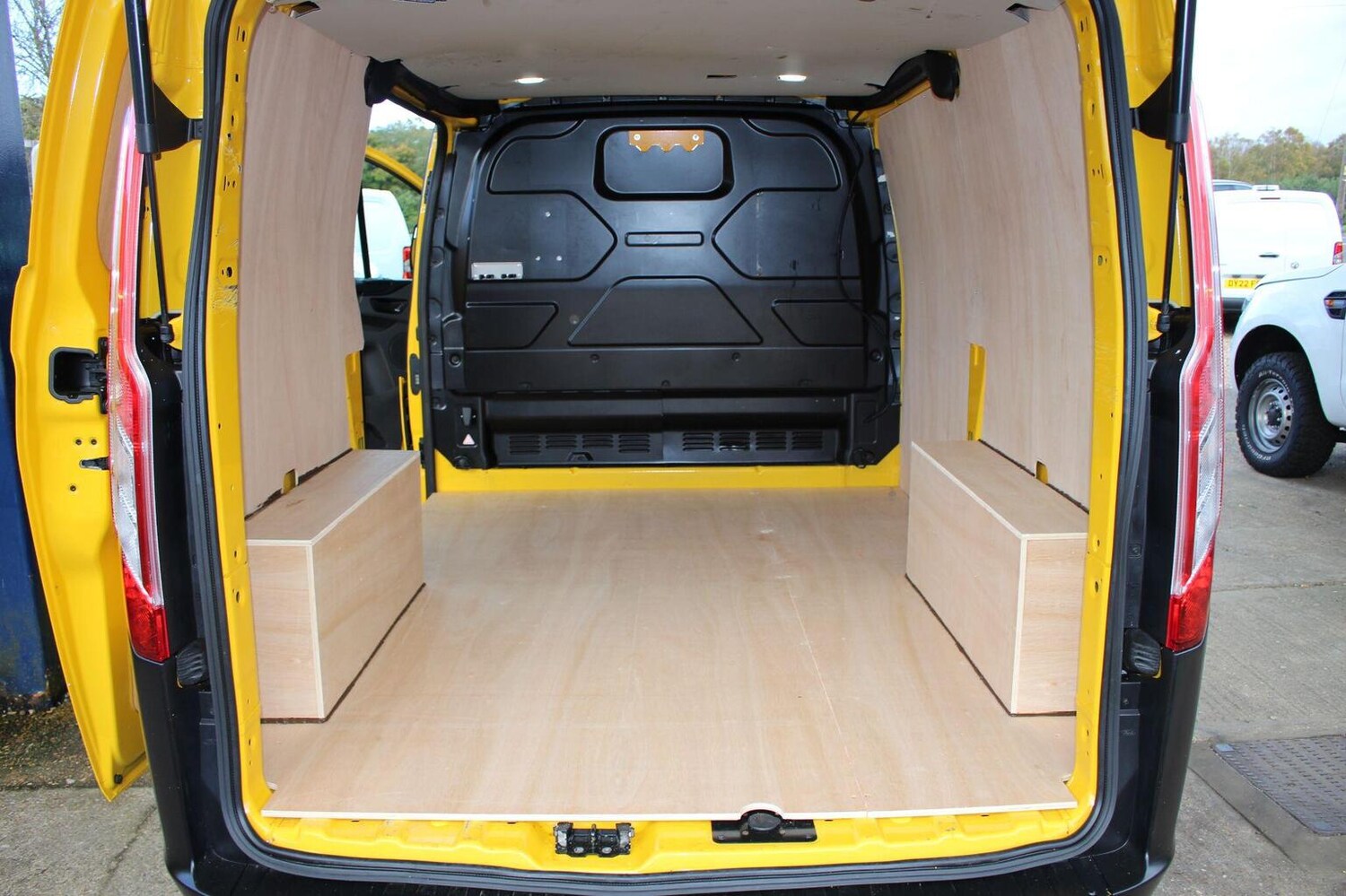 Used Ford Transit Custom 2022 for sale - 76305572: Photo 4