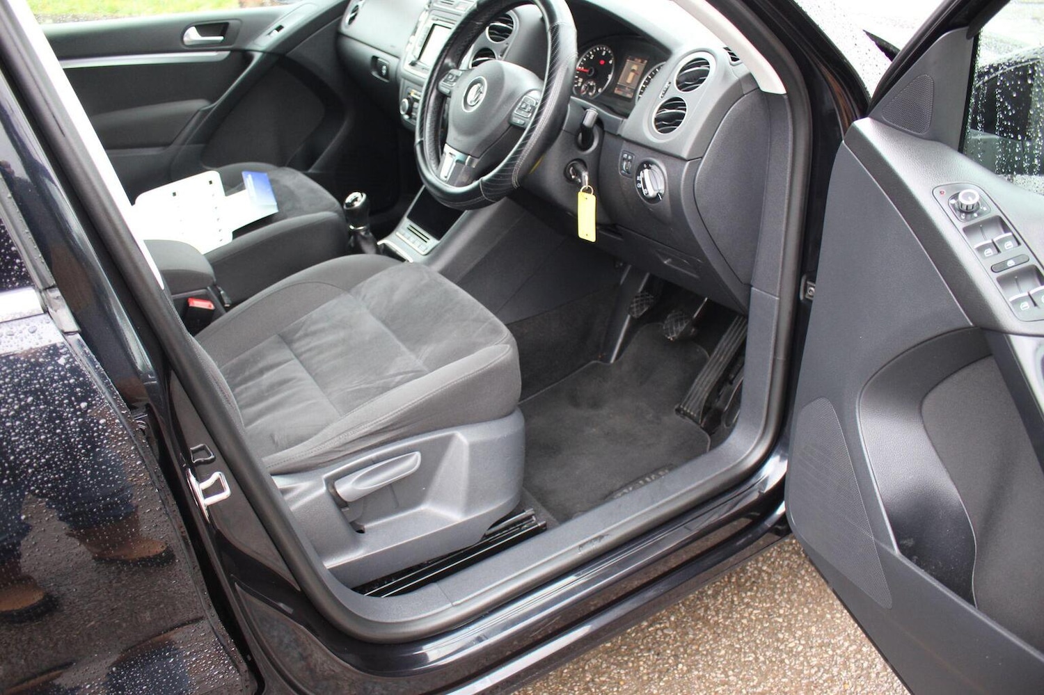 Used Volkswagen Tiguan 2013 for sale - 77622429: Photo 10