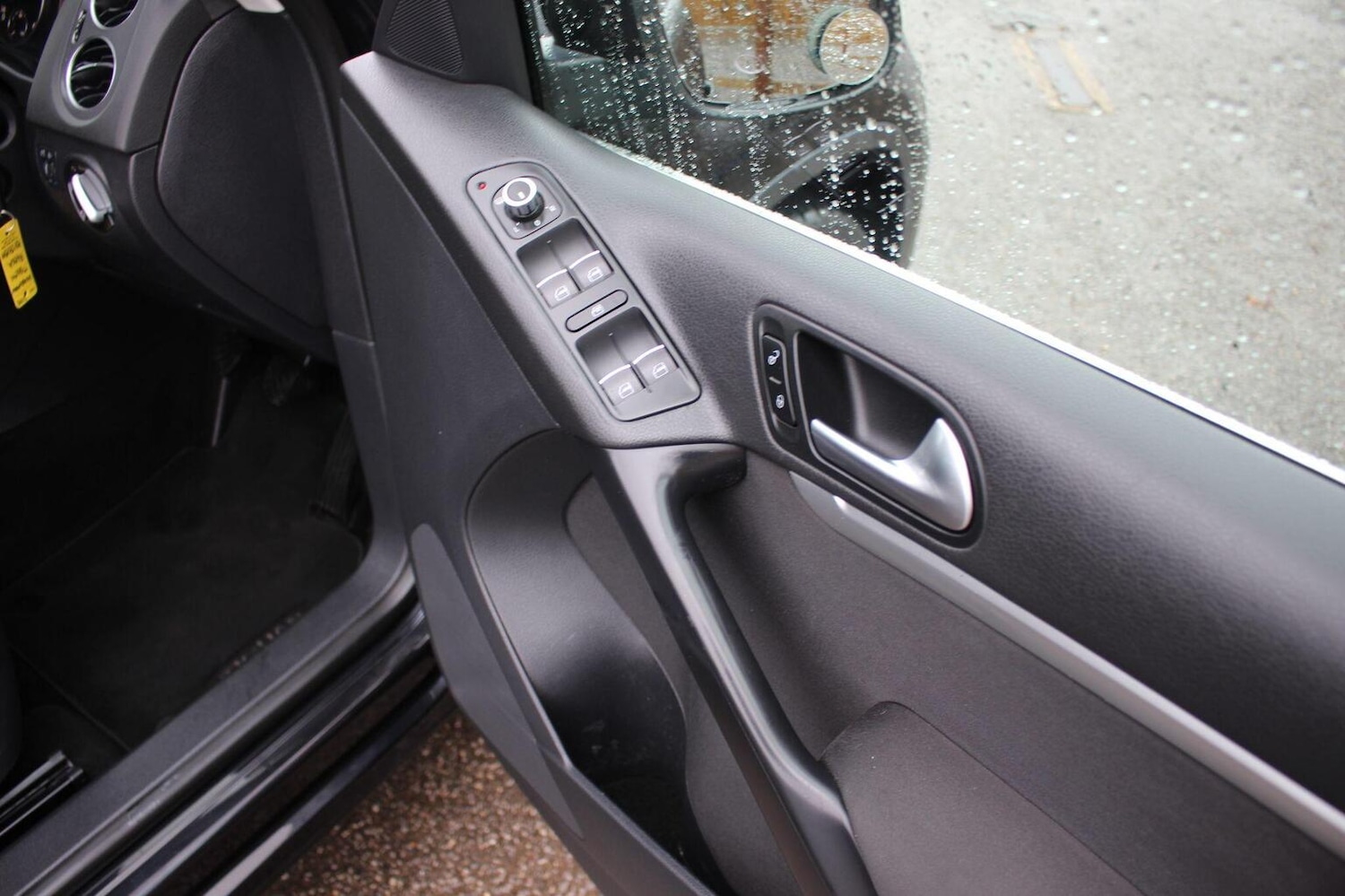 Used Volkswagen Tiguan 2013 for sale - 77622429: Photo 11