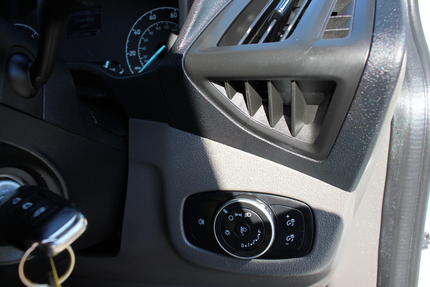 Used Ford Transit Connect 2020 for sale - 78190493: Photo 8