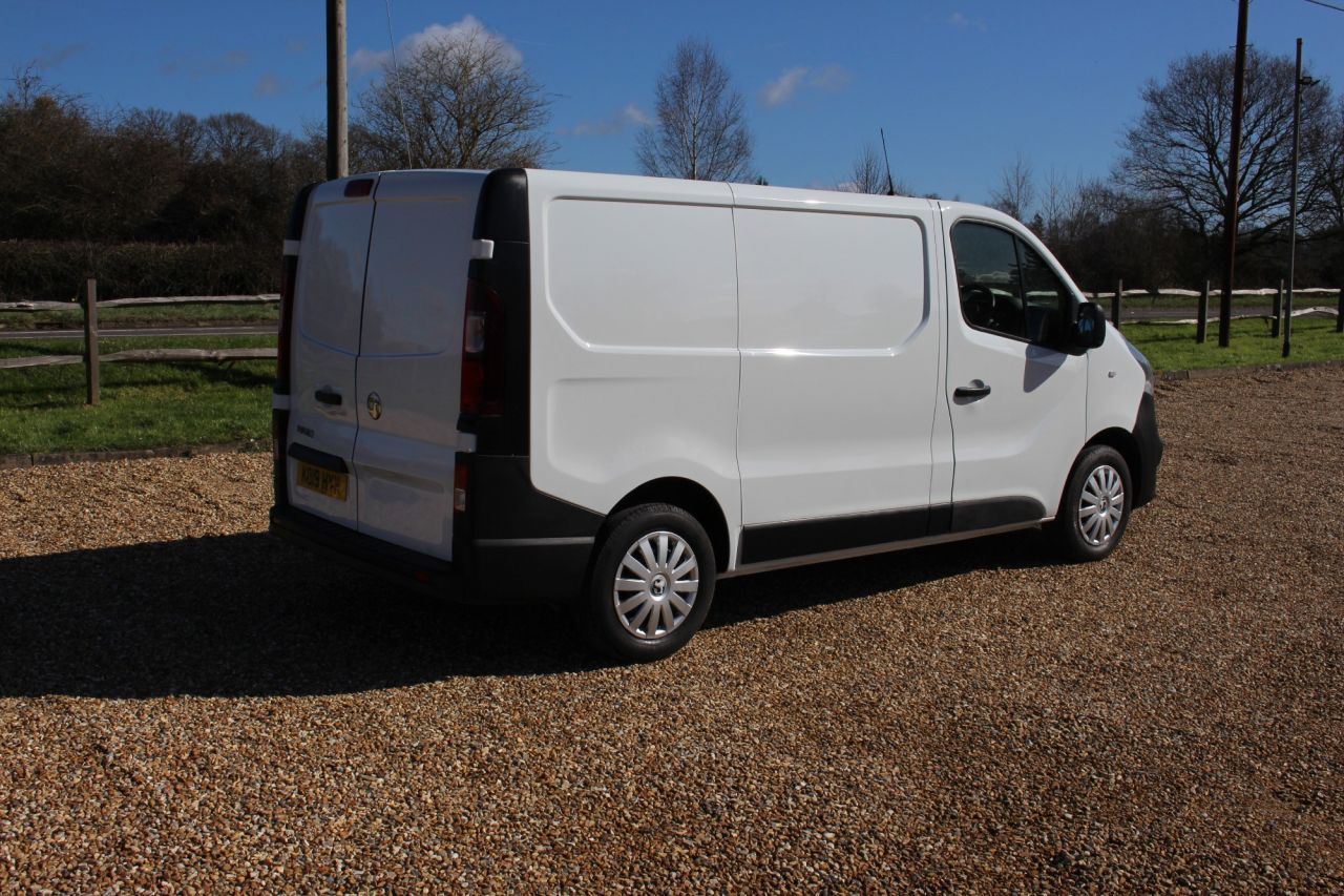 Used Vauxhall Vivaro 2019 for sale - 78190506: Photo 2