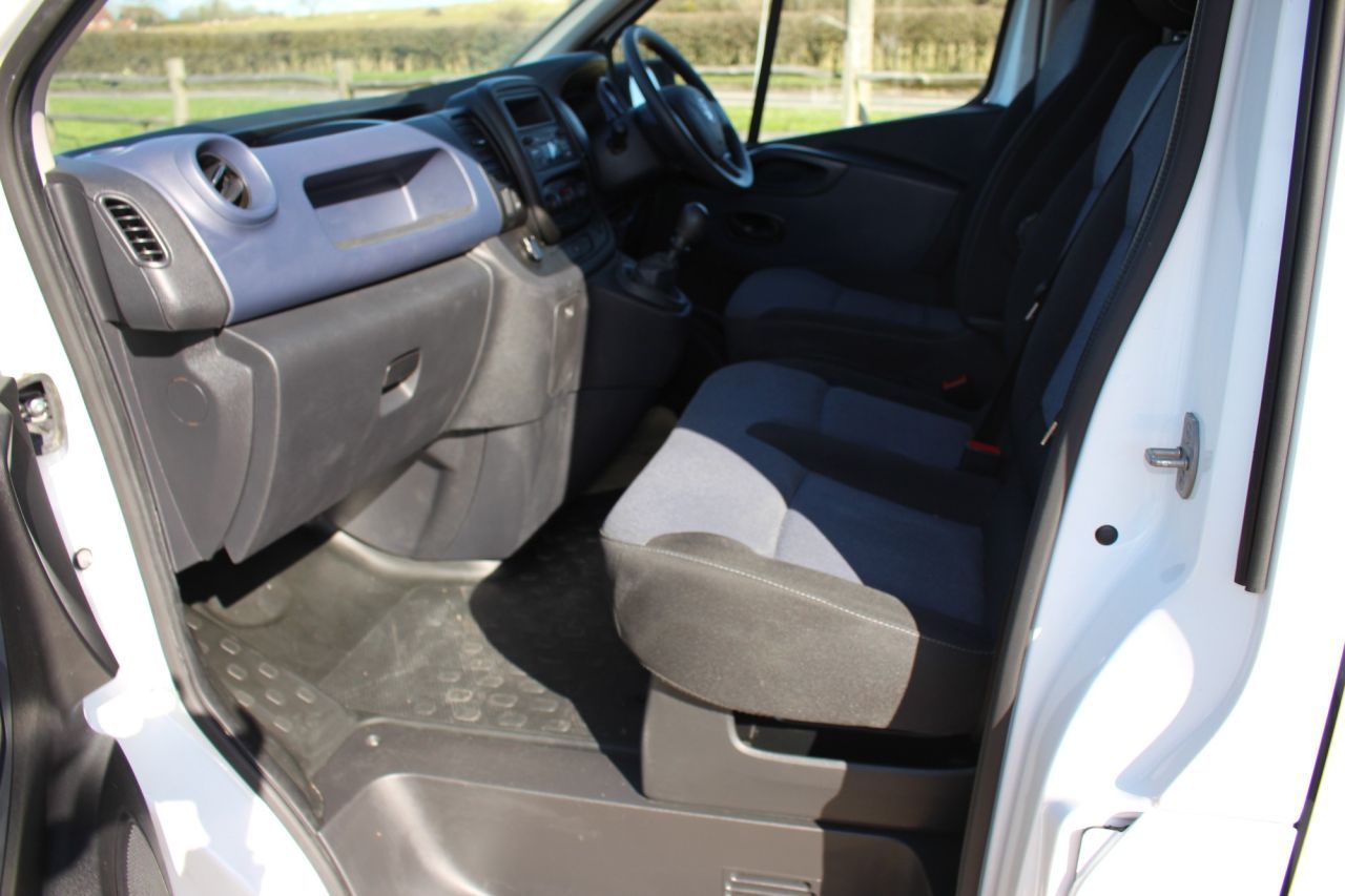 Used Vauxhall Vivaro 2019 for sale - 78190506: Photo 7