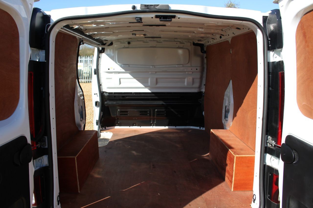 Used Vauxhall Vivaro 2019 for sale - 78190506: Photo 9