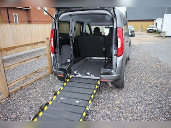 Used Fiat Doblo 2019 for sale - 76164527: Photo