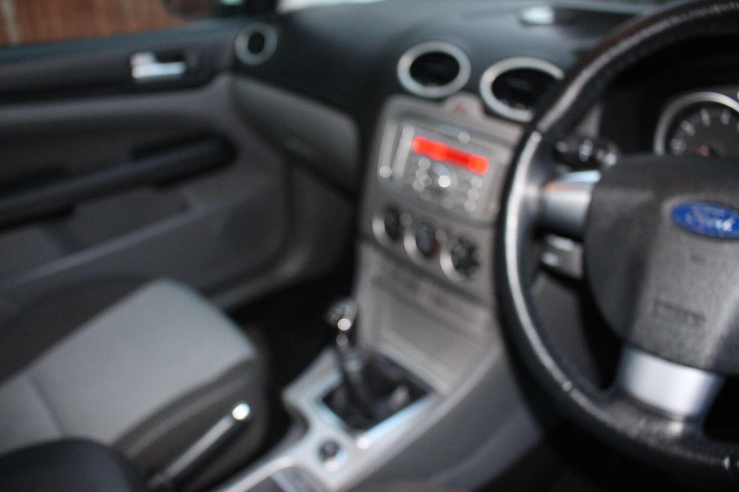 Used Ford Focus 2009 for sale - 76482916: Photo 11