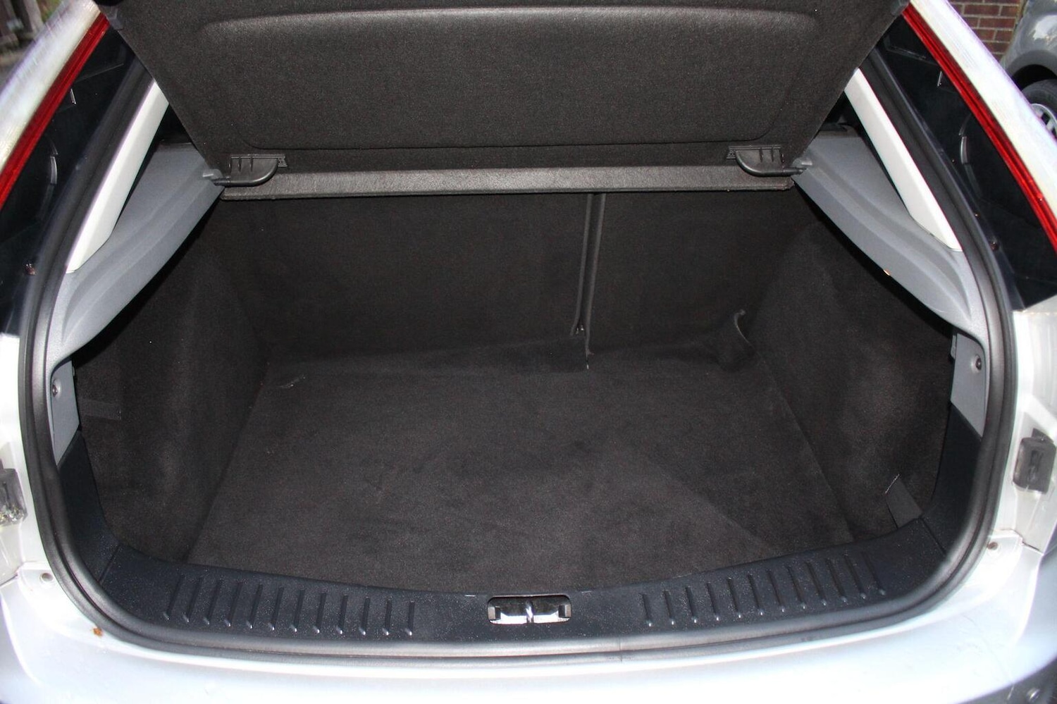 Used Ford Focus 2009 for sale - 76482916: Photo 13