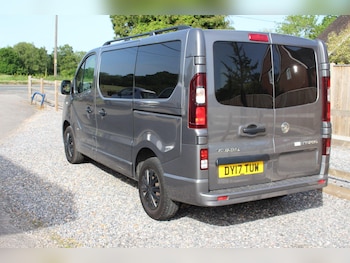 Used Vauxhall Vivaro 2017 for sale - 78685820: Photo