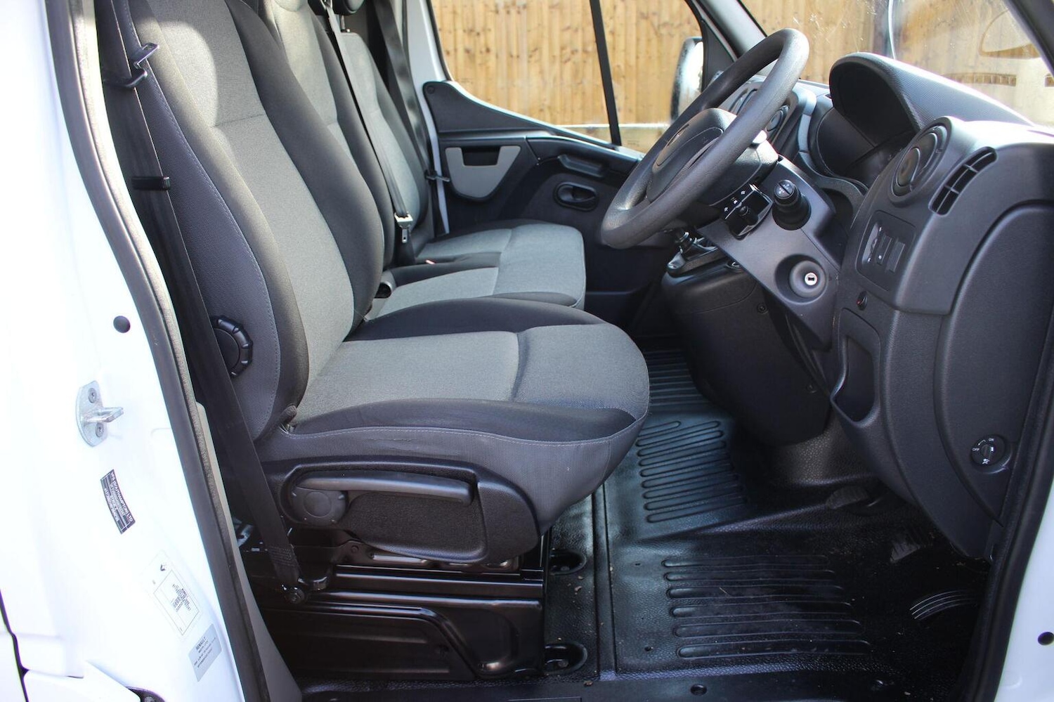 Used Renault Master 2018 for sale - 76725721: Photo 2