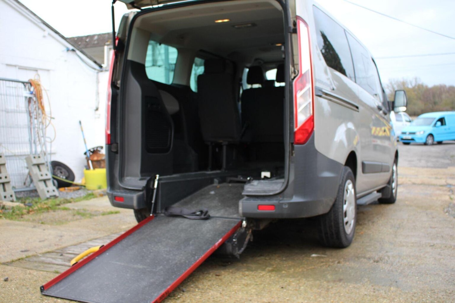 Used Ford Tourneo Custom 2017 for sale - 76741347: Photo 1