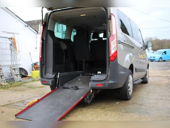 Ford - Tourneo Custom