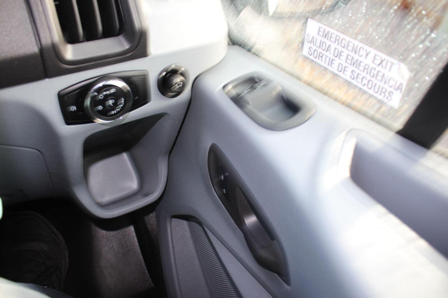 Used Ford Transit 2015 for sale - 76725743: Photo 15