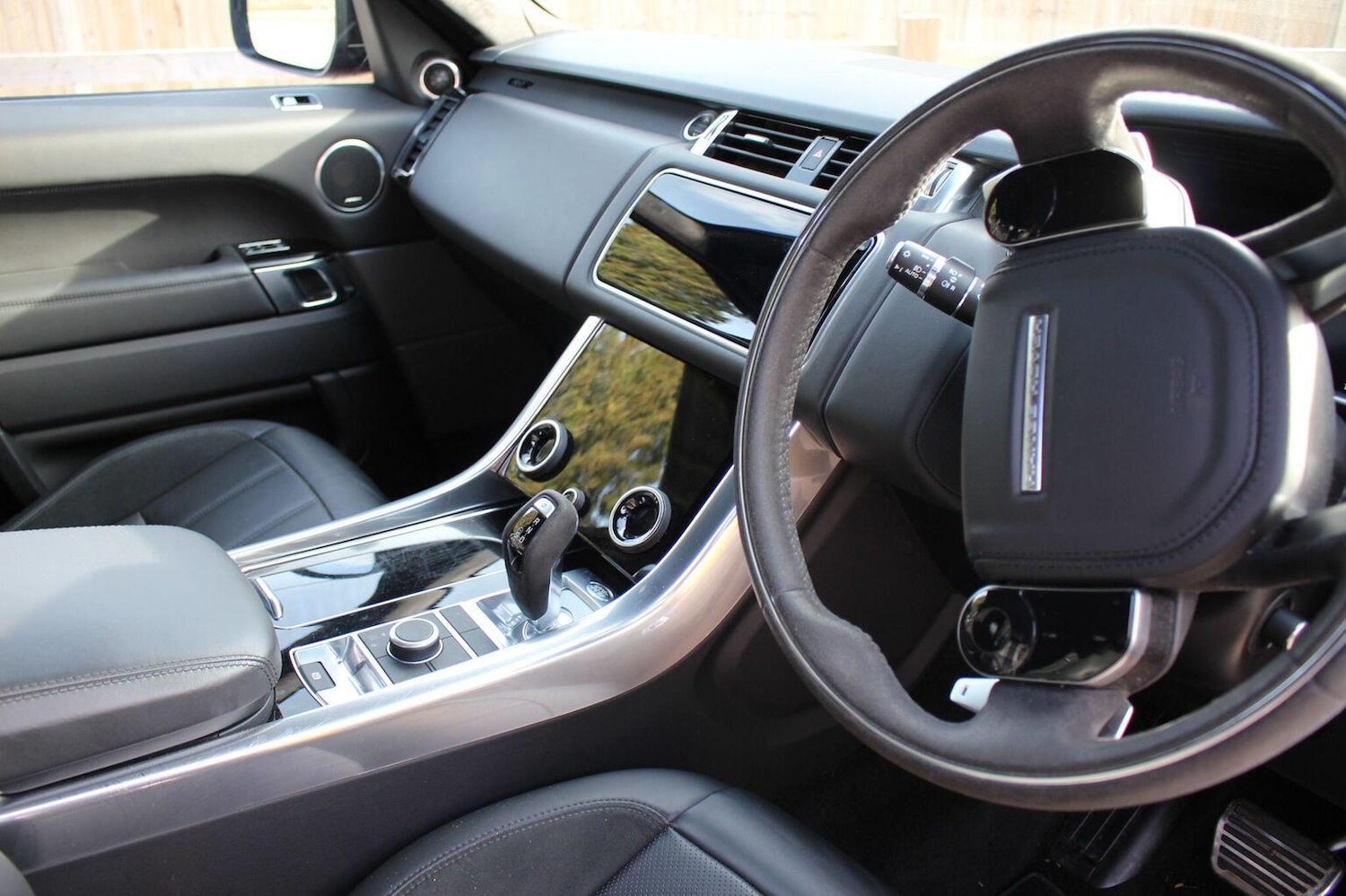 Used Land Rover Range Rover Sport 2020 for sale - 77558533: Photo 2