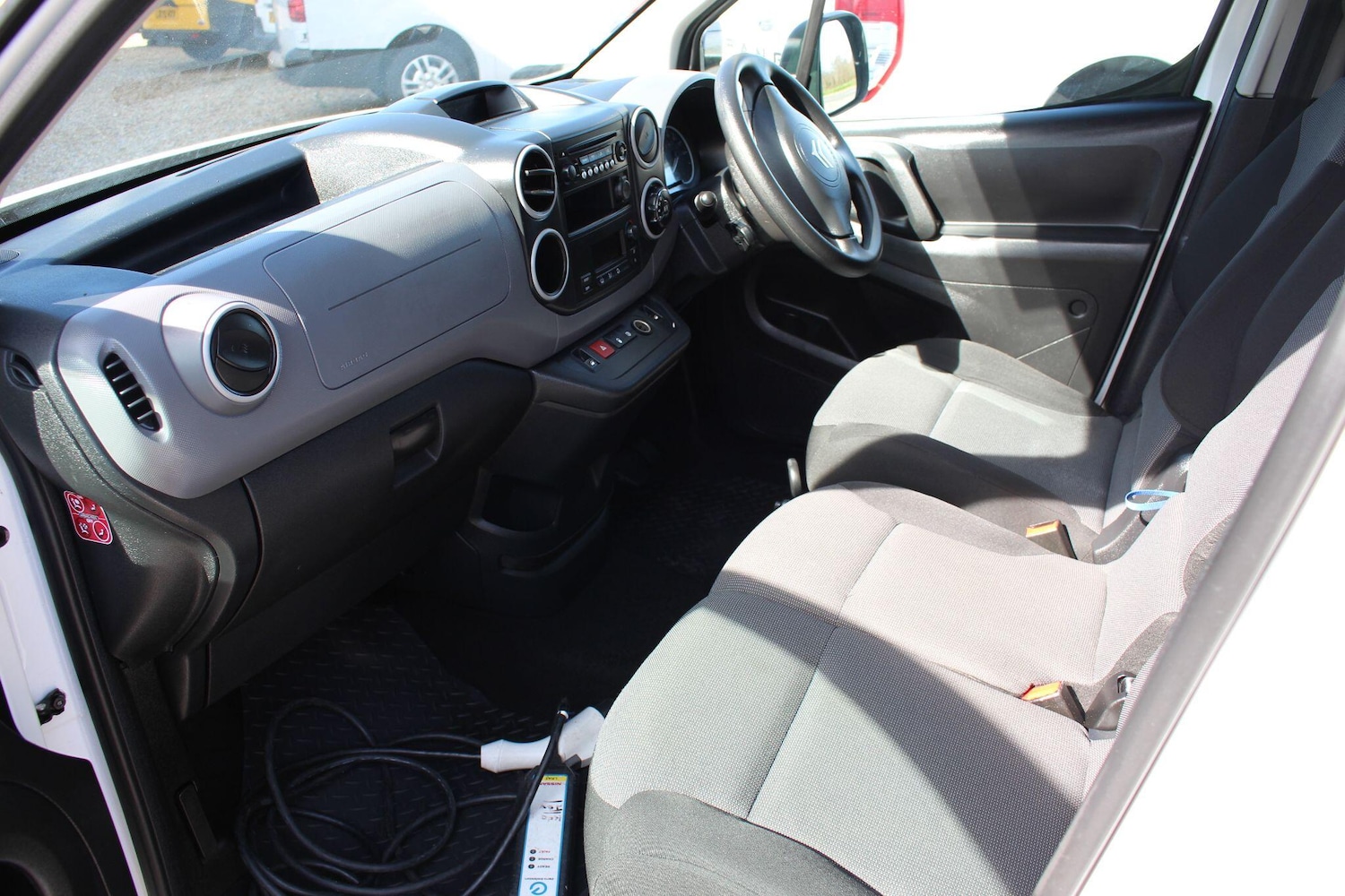 Used Citroen Berlingo 2020 for sale - 78190503: Photo 2