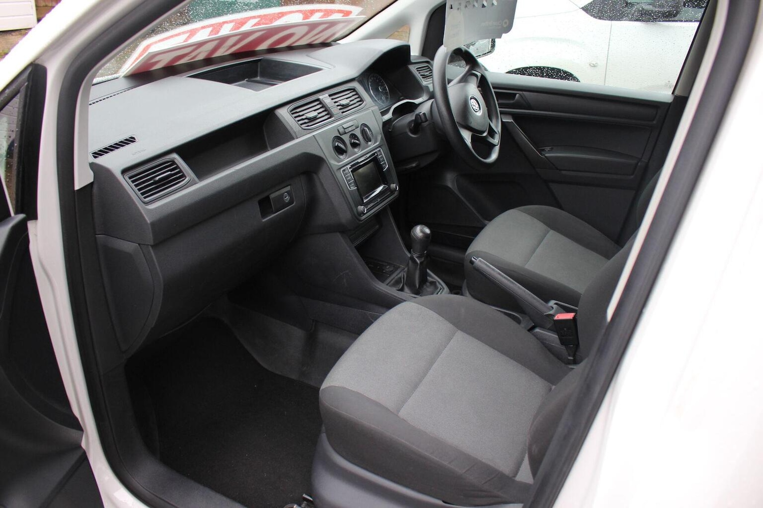 Used Volkswagen Caddy Maxi 2016 for sale - 76164543: Photo 3