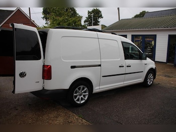 Used Volkswagen Caddy Maxi 2016 for sale - 76164543: Photo 4