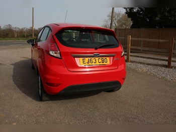Used Ford Fiesta 2013 for sale - 77766324: Photo