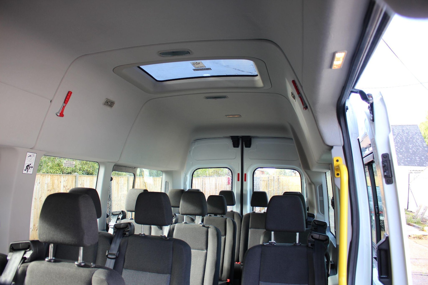 Used Ford Transit 2015 for sale - 78190501: Photo 2