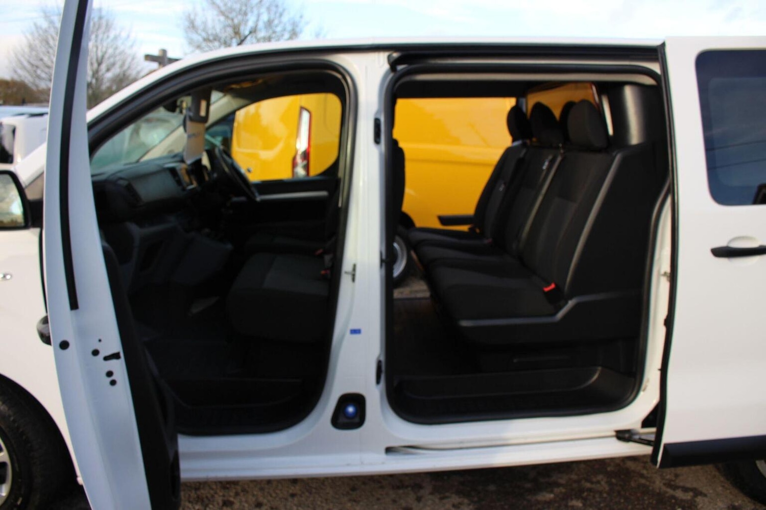 Used Vauxhall Vivaro 2022 for sale - 76725710: Photo 11