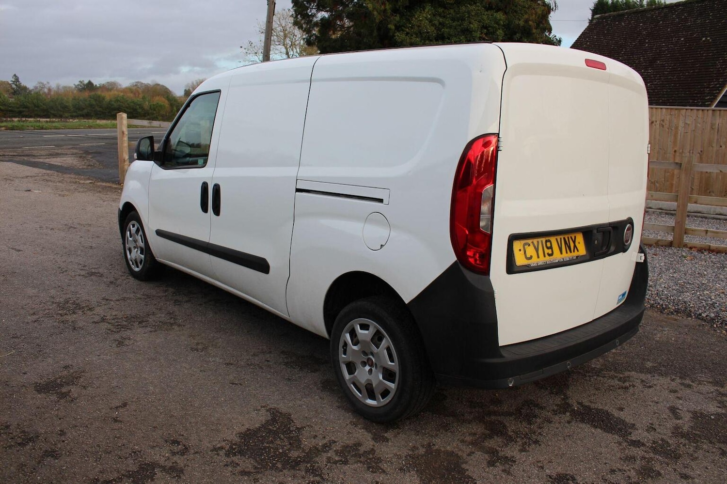 Used Fiat Doblo 2019 for sale - 76741336: Photo 2