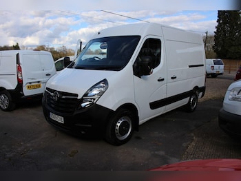 Vauxhall Movano feature image