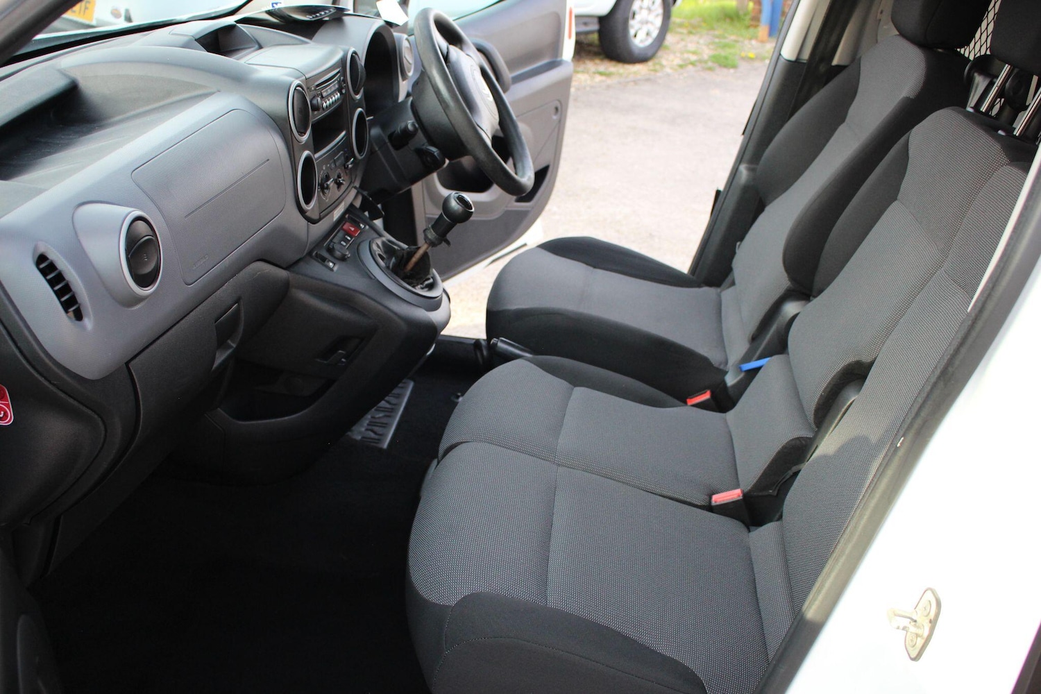 Used Citroen Berlingo 2018 for sale - 78190490: Photo 2