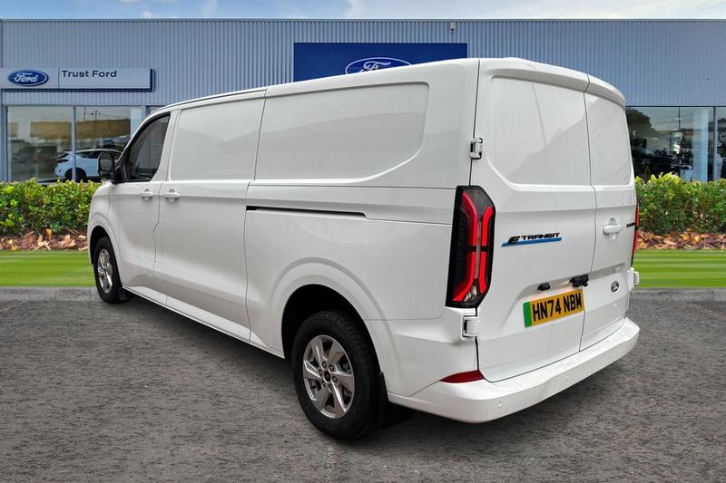 Used Ford Transit Custom 2024 for sale - 77804536: Photo 2