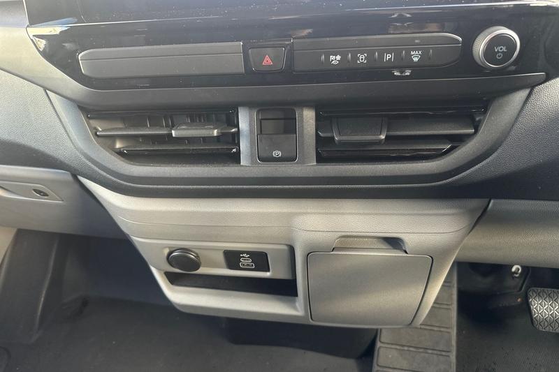 Used Ford Transit Custom 2025 for sale - 76931371: Photo 19