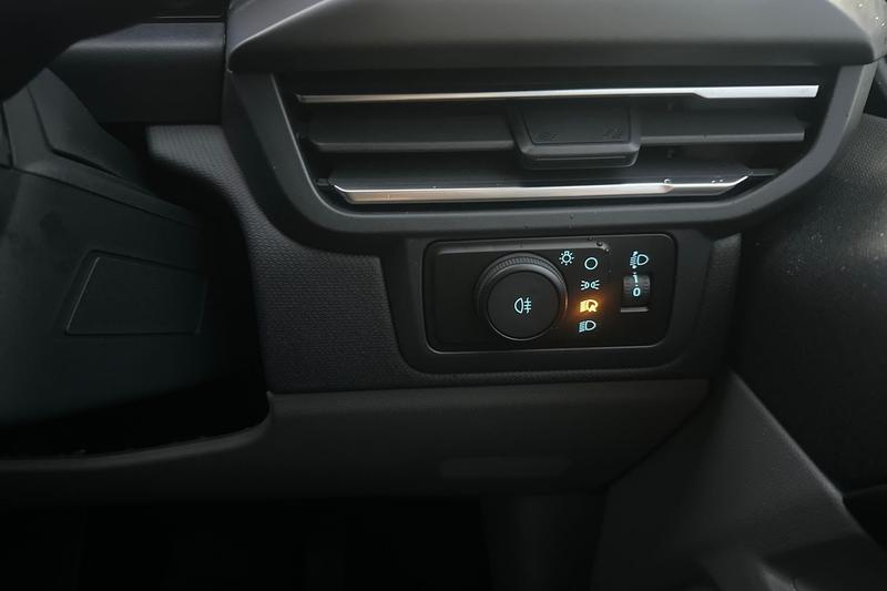 Used Ford E-Tourneo Custom 2025 for sale - 76920046: Photo 19