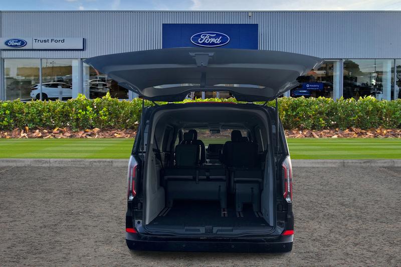 Used Ford E-Tourneo Custom 2025 for sale - 76920046: Photo 6