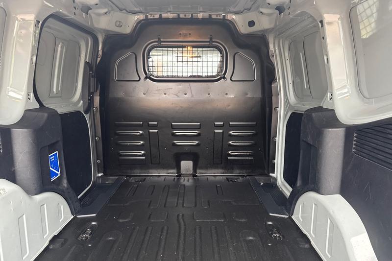 Used Ford Transit Courier 2024 for sale - 77071531: Photo 8