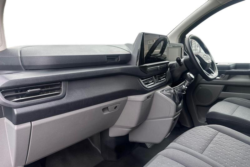 Used Ford Transit Custom 2024 for sale - 76382121: Photo 3