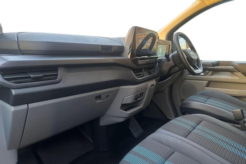 Used Ford E-Transit 2025 for sale - 76835520: Photo 3