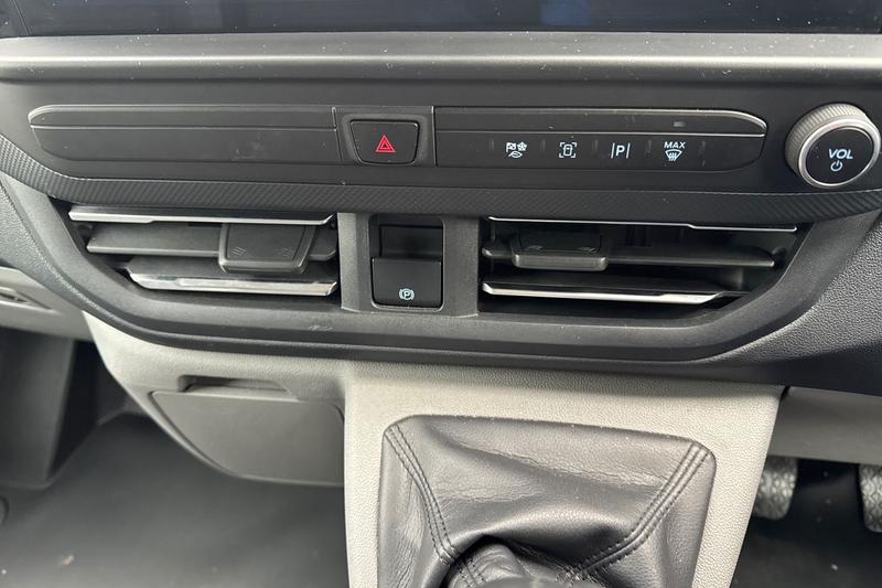 Used Ford Transit Custom 2024 for sale - 77592814: Photo 27