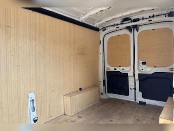 Used Ford Transit 2025 for sale - 78918142: Photo