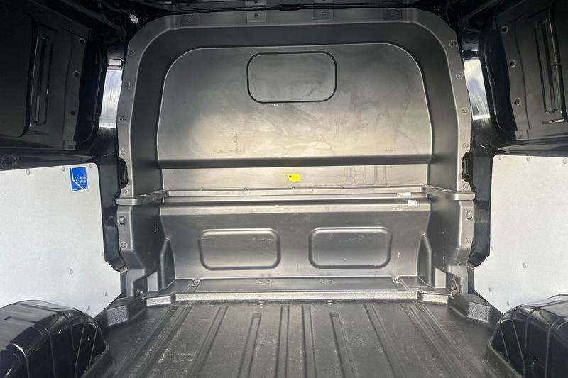 Used Ford Transit Custom 2025 for sale - 76960865: Photo 4