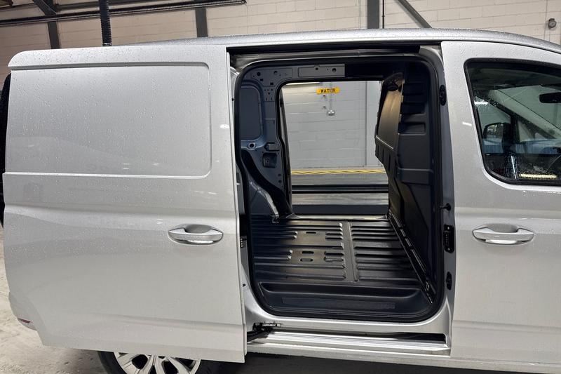 Used Ford Transit Connect 2024 for sale - 77218178: Photo 37