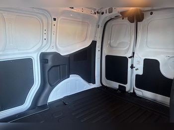 Used Ford Transit Courier 2026 for sale - 78886124: Photo