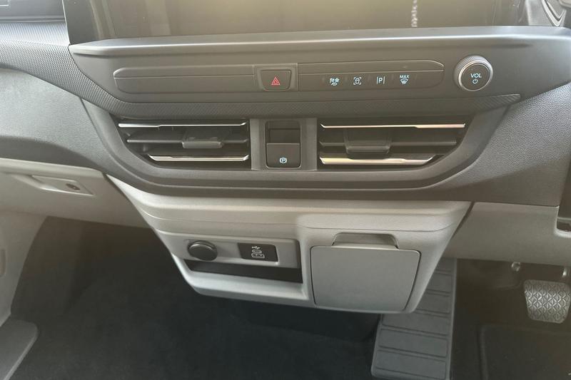 Used Ford Transit Custom 2025 for sale - 76931373: Photo 17