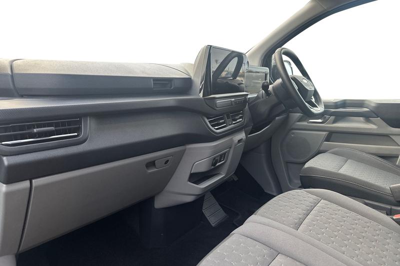 Used Ford Transit Custom 2025 for sale - 76931373: Photo 3