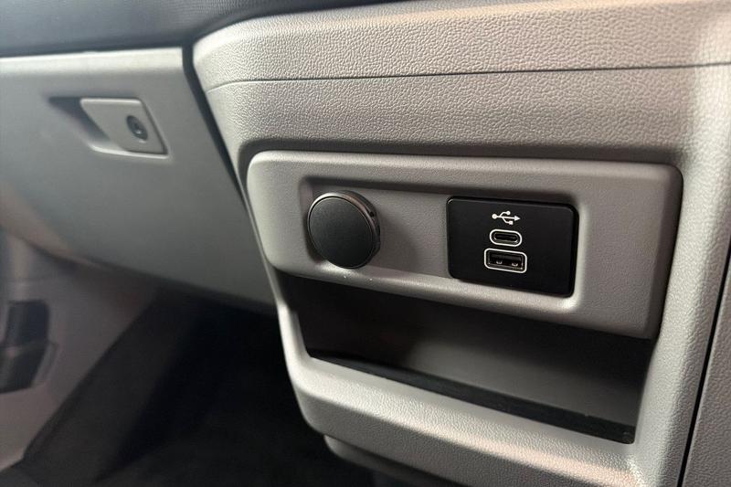 Used Ford Tourneo Custom 2025 for sale - 76545249: Photo 28