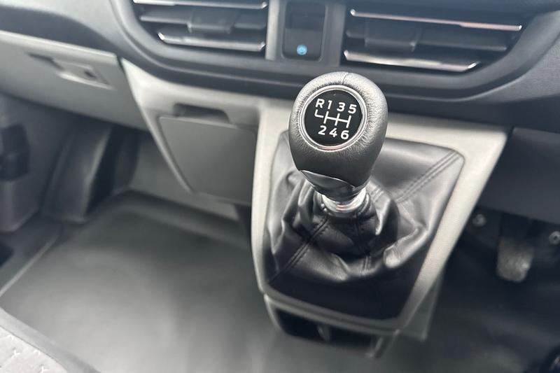 Used Ford Transit Custom 2025 for sale - 77067432: Photo 25