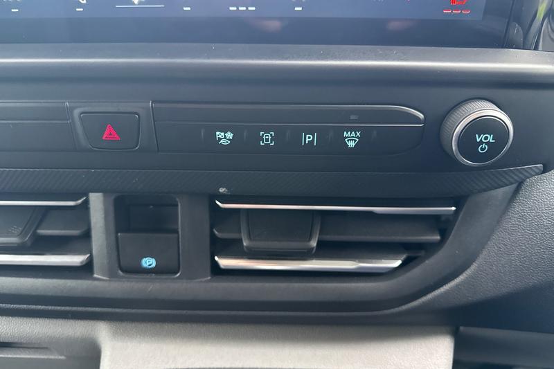 Used Ford Transit Custom 2025 for sale - 77067432: Photo 26