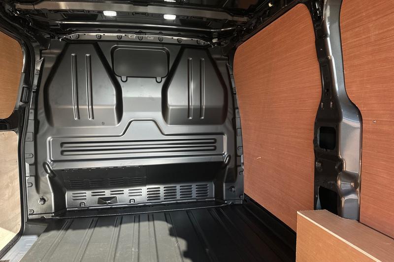Used Ford Transit Custom 2025 for sale - 76114649: Photo 17