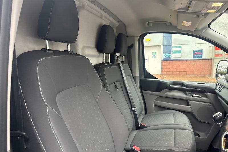Used Ford Transit Custom 2024 for sale - 77248778: Photo 21
