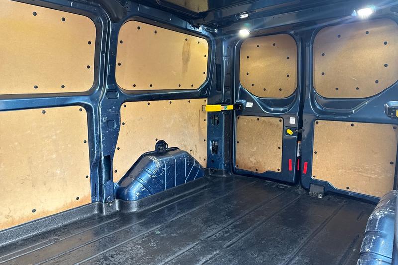 Used Ford Transit Custom 2019 for sale - 78109395: Photo 4