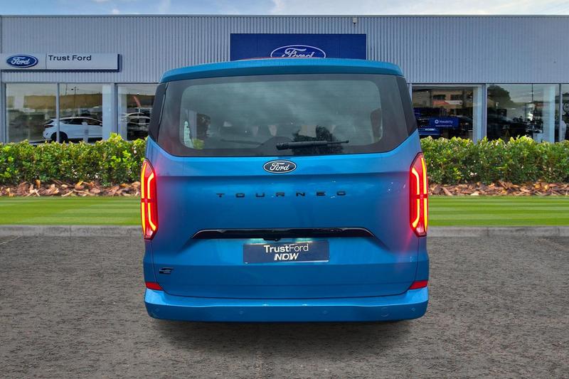 Used Ford E-Tourneo Custom 2025 for sale - 76862393: Photo 13