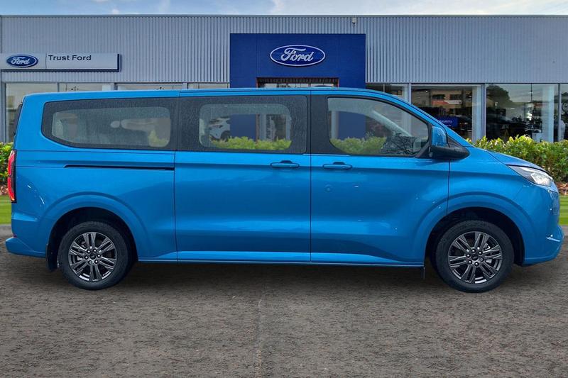 Used Ford E-Tourneo Custom 2025 for sale - 76862393: Photo 5