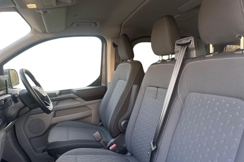 Used Ford Tourneo Custom 2025 for sale - 76703225: Photo 10