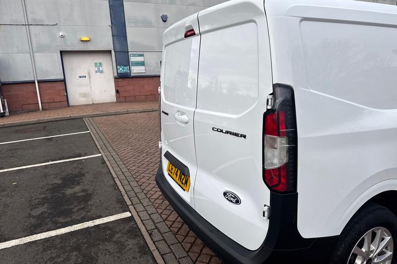 Used Ford Transit Courier 2024 for sale - 77204949: Photo 16
