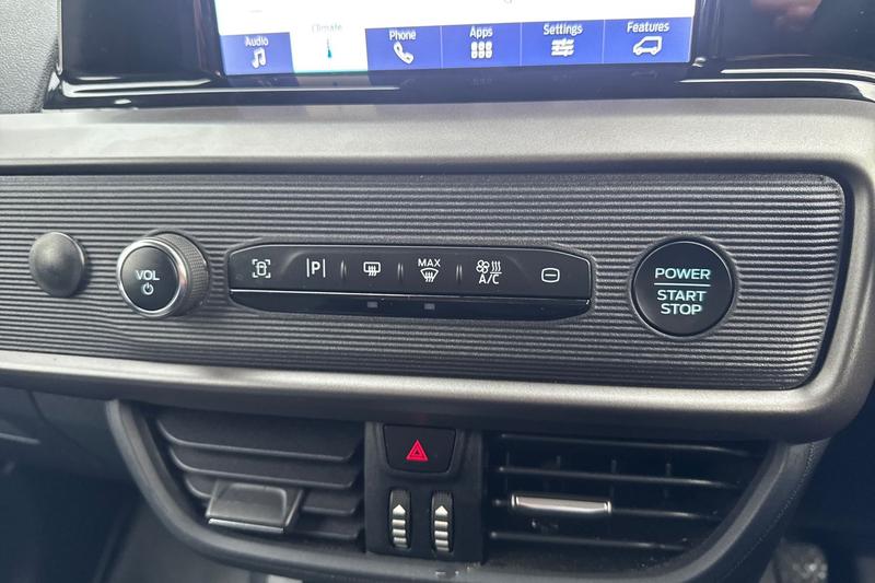 Used Ford Transit Courier 2024 for sale - 77204949: Photo 31